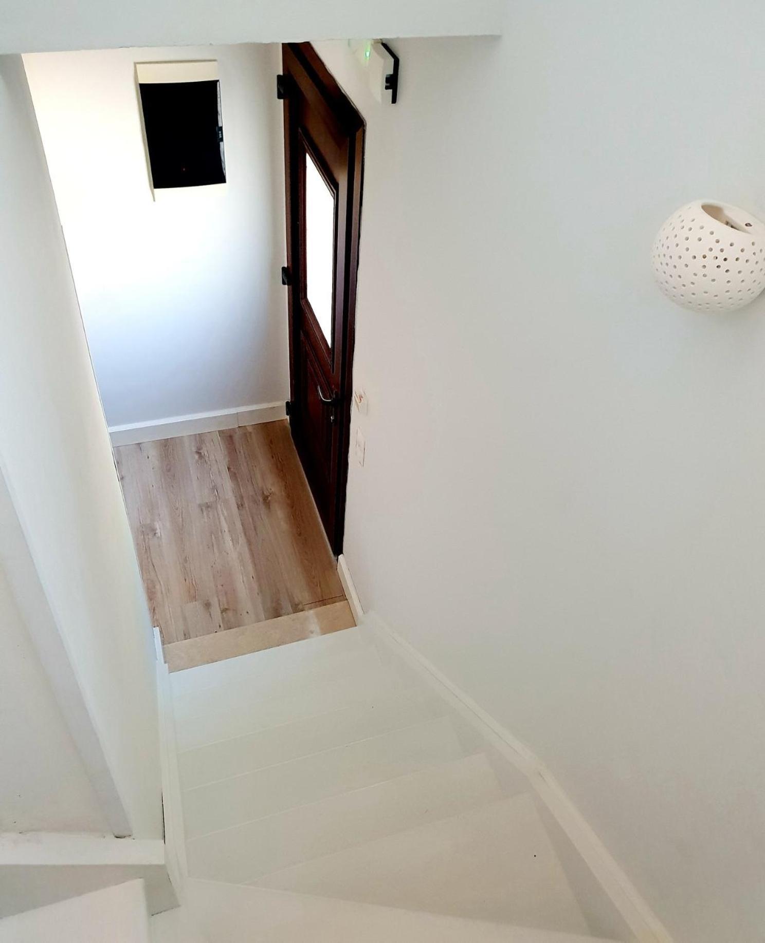 Reiki Apartments Ereikoussa 外观 照片