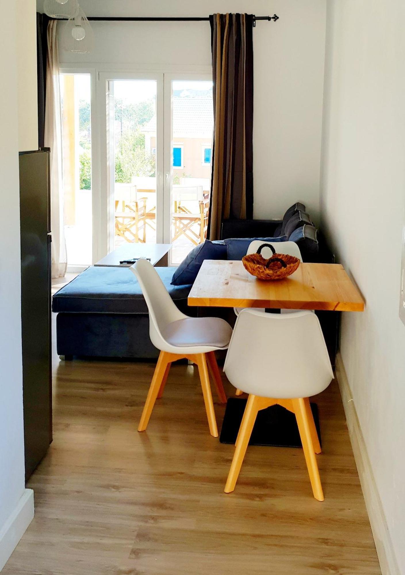 Reiki Apartments Ereikoussa 外观 照片
